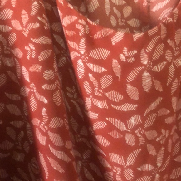 Top - Picture 2 of 4